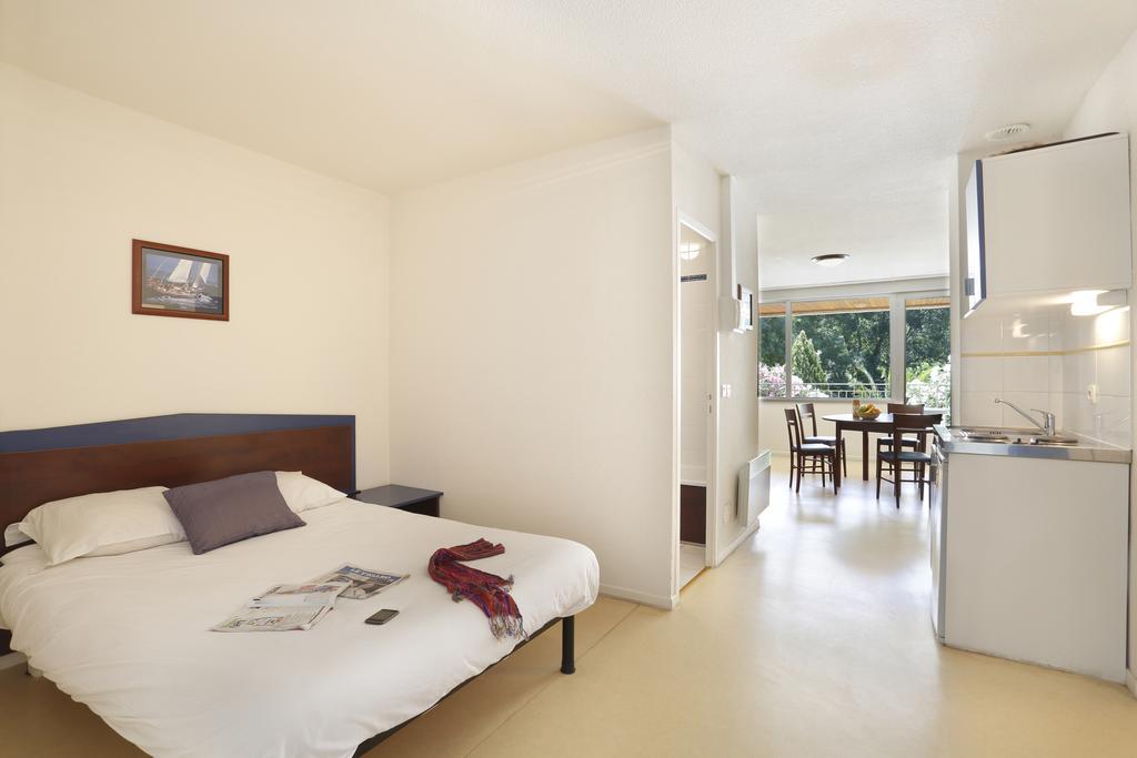 Vacancéole - Le Domaine de Chames - Pont d'Arc Vallon-Pont-dʼArc Habitación foto