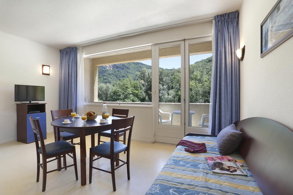 Vacancéole - Le Domaine de Chames - Pont d'Arc Vallon-Pont-dʼArc Habitación foto