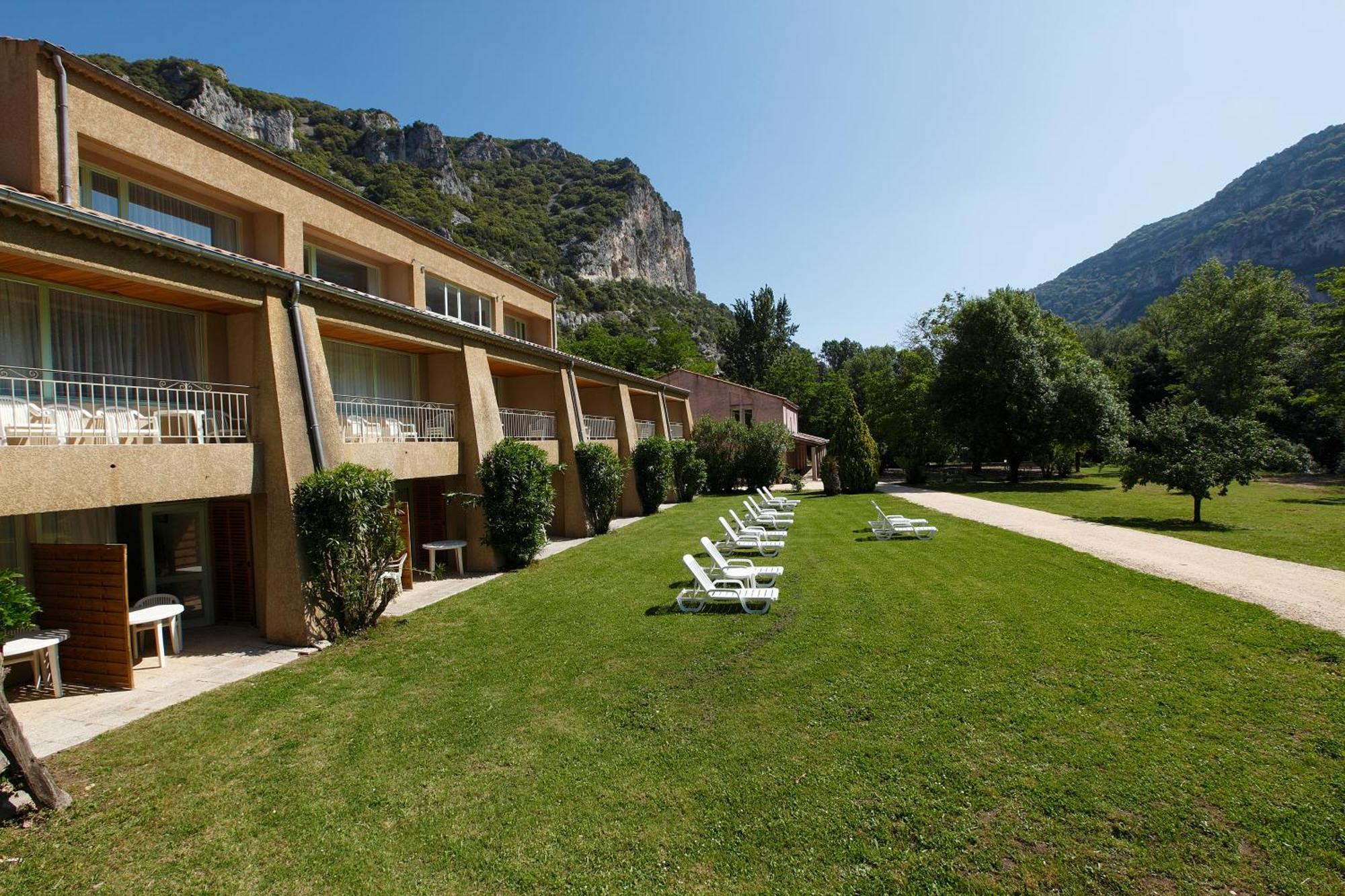 Vacancéole - Le Domaine de Chames - Pont d'Arc Vallon-Pont-dʼArc Exterior foto